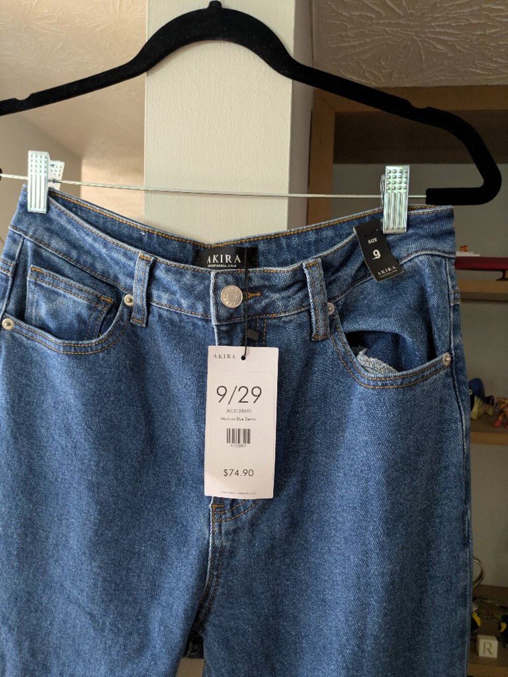 NWT AKIRA Bow Flare Jeans - Picture 5 of 5